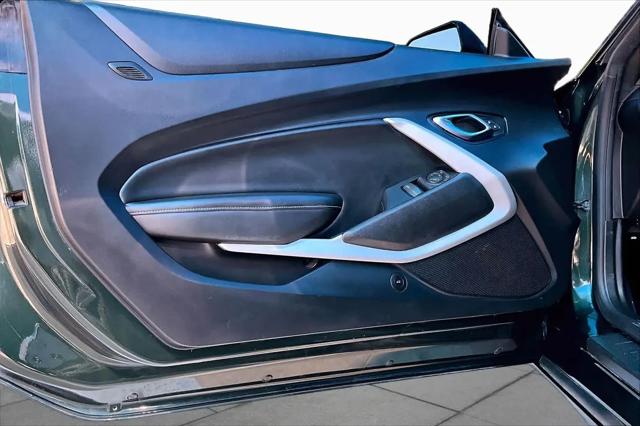 2020 Chevrolet Camaro RWD Coupe 1LS