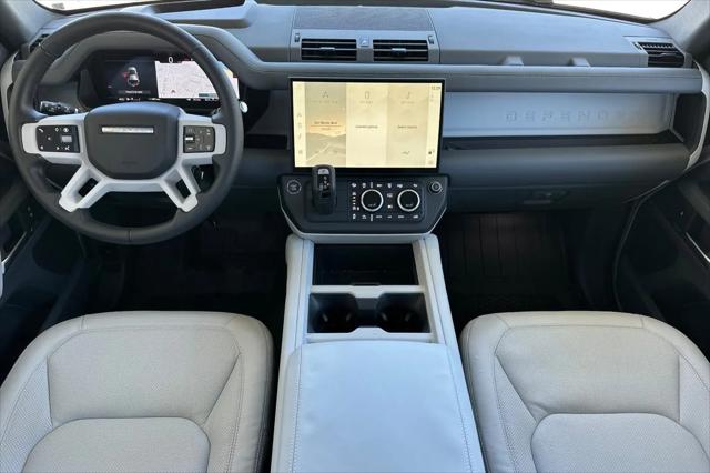2026 Land Rover Defender P400 X-Dynamic SE