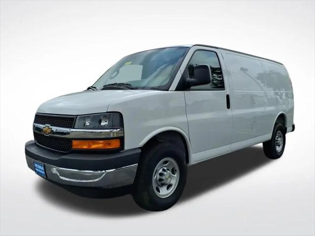 2026 Chevrolet Express Cargo Van 2500 Regular Wheelbase, WT, RWD