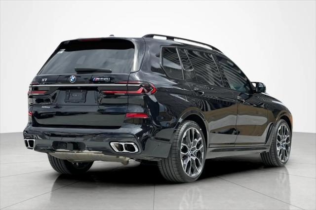 2024 BMW X7 M60i