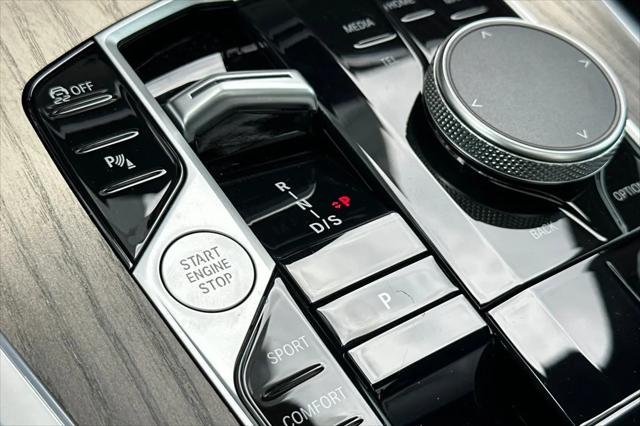 2024 BMW X7 M60i