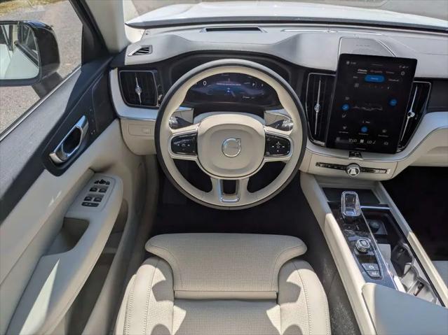 2026 Volvo XC60 B5 Ultra