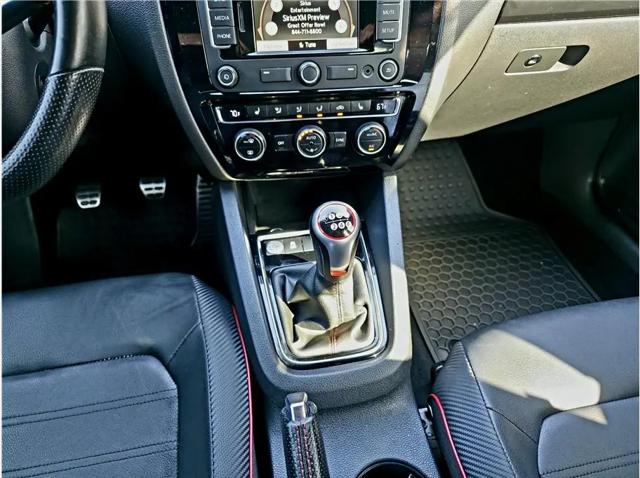 2015 Volkswagen Jetta 2.0T GLI SEL