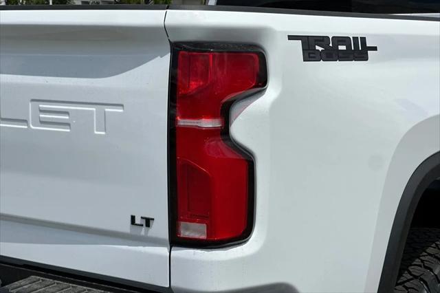 2026 Chevrolet Silverado 2500HD Crew Cab, Standard Bed, LT, 4WD
