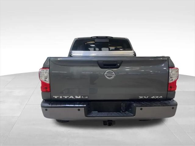 2017 Nissan Titan SV
