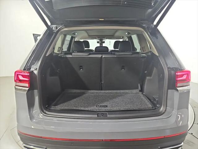 2026 Volkswagen Atlas SE with Technology