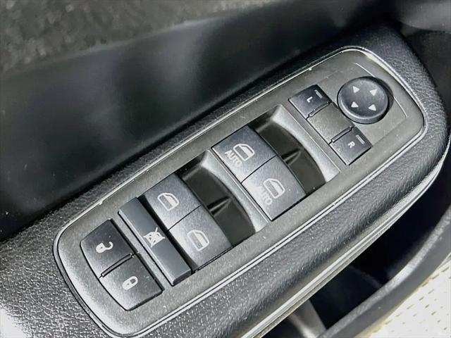 2022 Dodge Charger SXT RWD