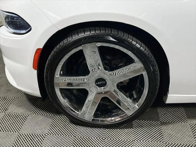2022 Dodge Charger SXT RWD