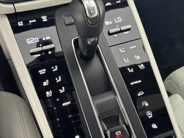 2023 Porsche Macan Macan