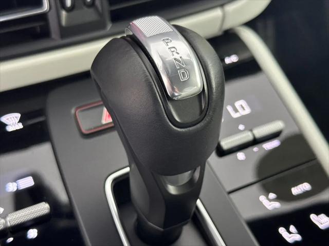 2023 Porsche Macan Macan