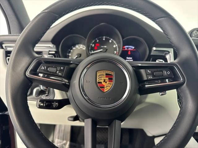2023 Porsche Macan Macan