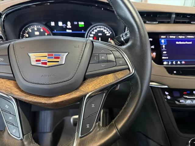2022 Cadillac XT5 Sport
