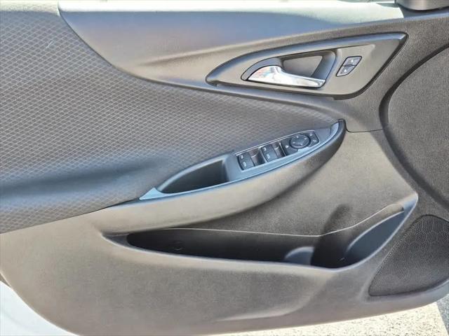 2025 Chevrolet Malibu FWD LS