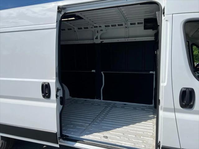 2026 Ram ProMaster 2500 Cargo Van Tradesman High Roof 159" WB w/Pass Seat