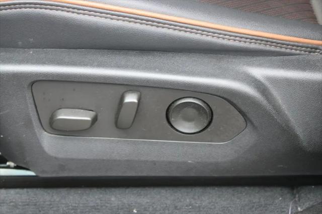 2023 GMC Canyon 4WD Crew Cab Short Box AT4