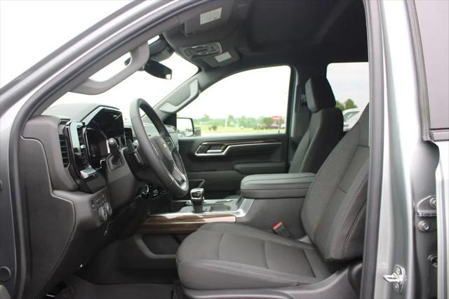 2026 Chevrolet Silverado 1500 4WD Crew Cab Standard Bed LT