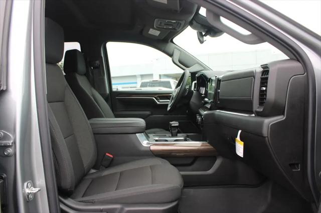 2026 Chevrolet Silverado 1500 4WD Crew Cab Standard Bed LT