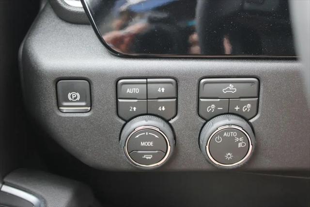 2026 Chevrolet Silverado 1500 4WD Crew Cab Standard Bed LT