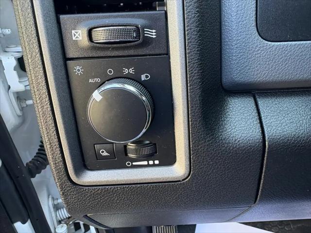 2019 Ram 1500 Classic Tradesman Crew Cab 4x4 5'7" Box