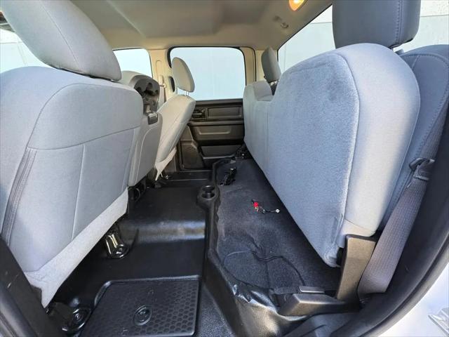 2019 Ram 1500 Classic Tradesman Crew Cab 4x4 5'7" Box