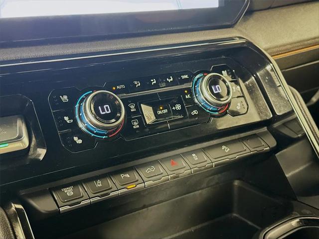 2025 GMC Sierra 2500HD 4WD Crew Cab Standard Bed AT4