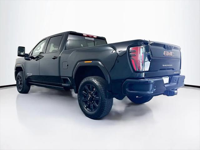 2025 GMC Sierra 2500HD 4WD Crew Cab Standard Bed AT4