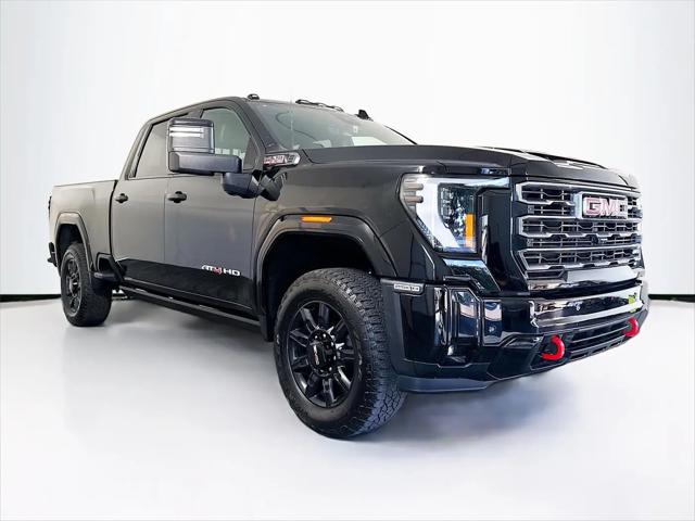 2025 GMC Sierra 2500HD 4WD Crew Cab Standard Bed AT4