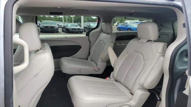 2021 Chrysler Voyager LXI