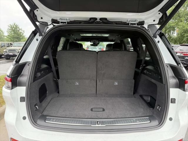 2026 Jeep Grand Cherokee L Summit 4x4