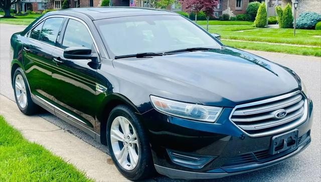 2013 Ford Taurus SEL