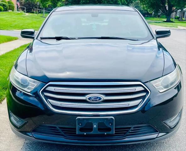 2013 Ford Taurus SEL