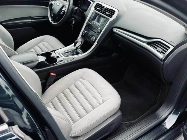 2014 Ford Fusion S