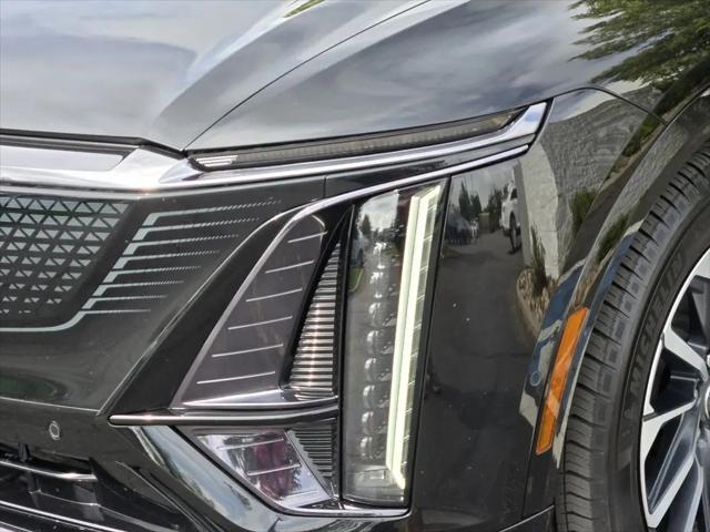 2024 Cadillac iQ Sport w/1SJ