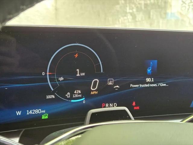 2024 Cadillac iQ Sport w/1SJ