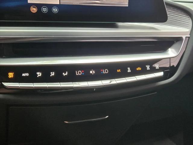 2024 Cadillac iQ Sport w/1SJ