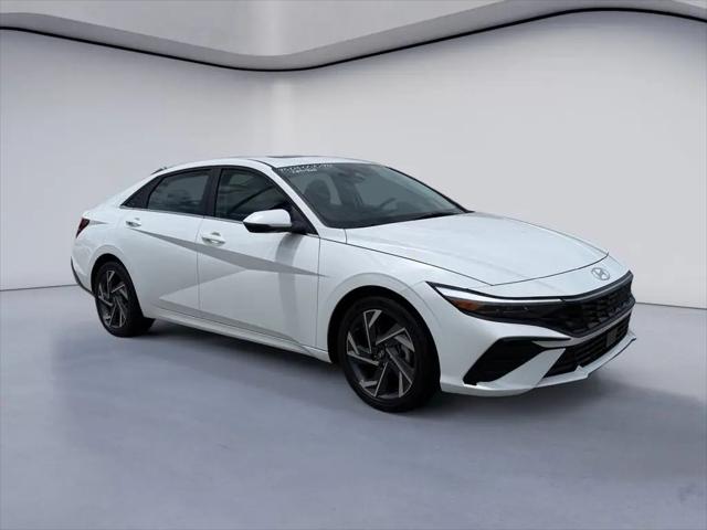 2025 Hyundai Elantra Limited