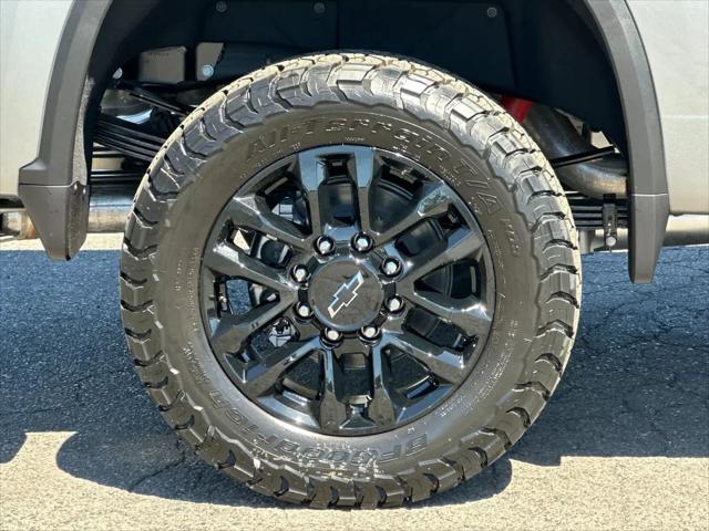 2026 Chevrolet Silverado 3500HD Crew Cab, Long Bed, LTZ Dual Rear Wheel, RWD