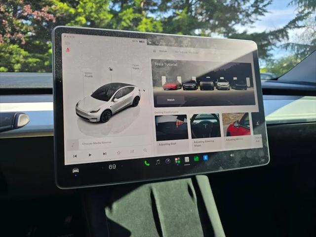 2022 Tesla Model Y Long Range Dual Motor All-Wheel Drive