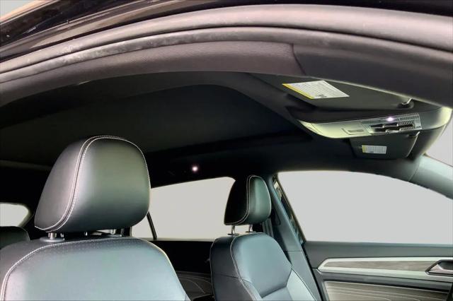 2022 Volkswagen Atlas Cross Sport 3.6L V6 SE w/Technology