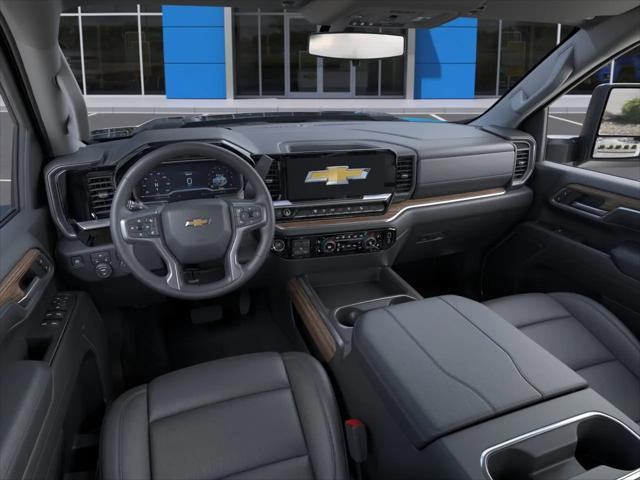 2026 Chevrolet Silverado 2500HD Crew Cab, Standard Bed, LT, 4WD