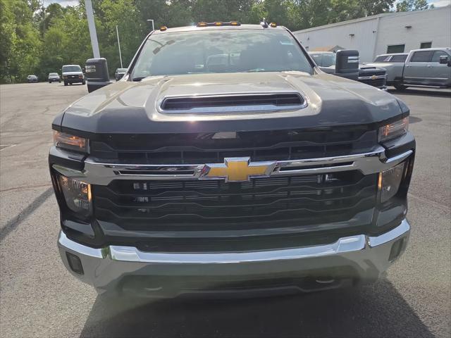 2026 Chevrolet Silverado 2500HD Crew Cab, Standard Bed, LT, 4WD