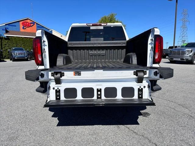 2026 GMC Sierra 1500 Crew Cab, Short Bed, SLT, 4WD