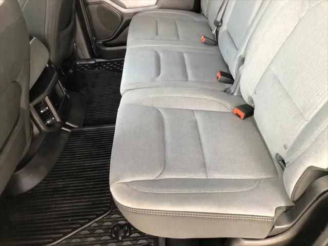 2019 Ram 1500 Big Horn/Lone Star Crew Cab 4x4 5'7" Box