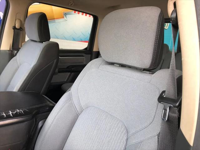 2019 Ram 1500 Big Horn/Lone Star Crew Cab 4x4 5'7" Box