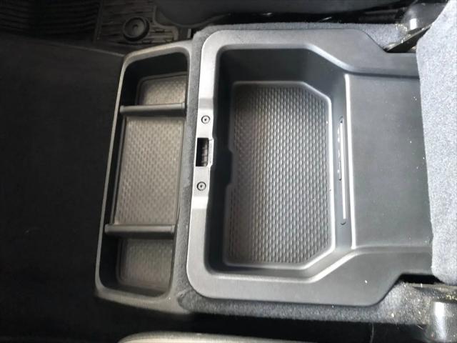 2019 Ram 1500 Big Horn/Lone Star Crew Cab 4x4 5'7" Box