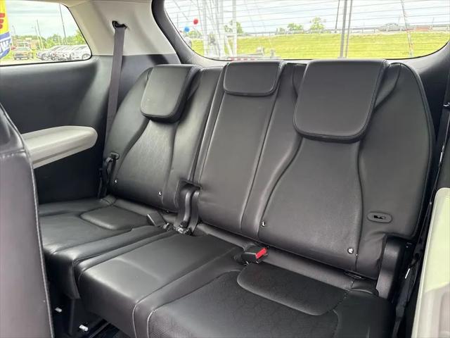2022 Kia Carnival MPV LX Seat Package