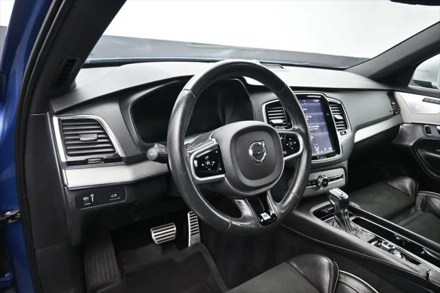 2017 Volvo XC90 T6 R-Design