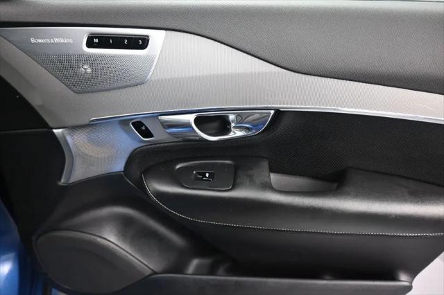2017 Volvo XC90 T6 R-Design