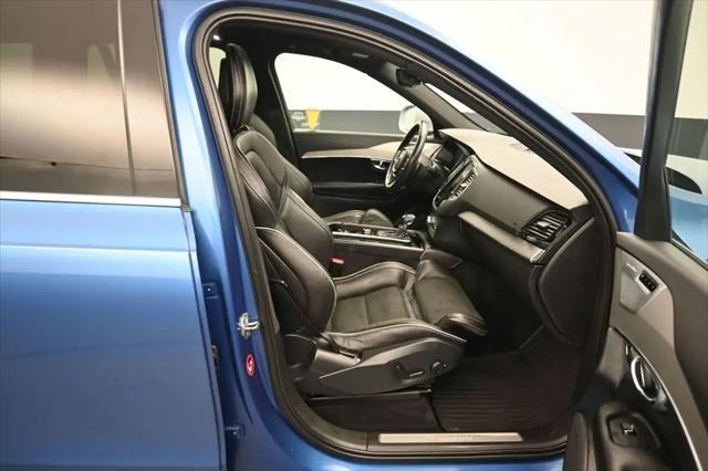 2017 Volvo XC90 T6 R-Design