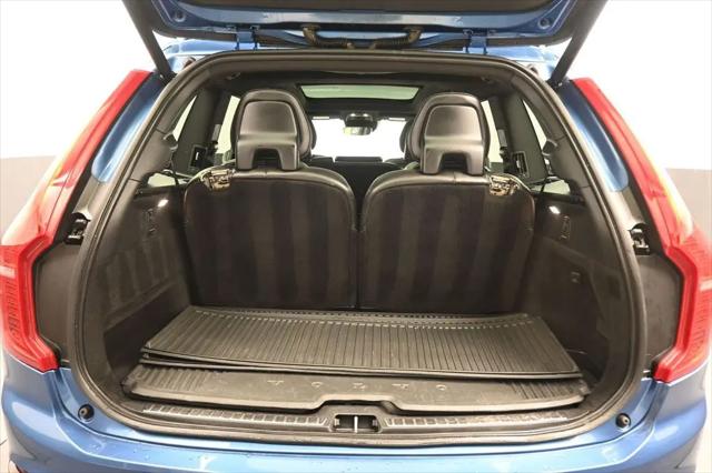 2017 Volvo XC90 T6 R-Design